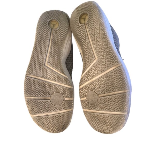 Nike Jordan Eclipse Dust Gray Mesh Basketball/Athletic Shoes  Men's Size 9 - Picture 9 of 9